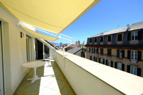 Seaview Attic with Terrace by PortofinoVacanze